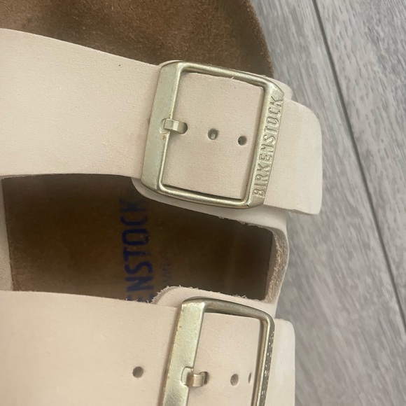 Birkenstocks in Ecru worn twice - Picture 2 of 3